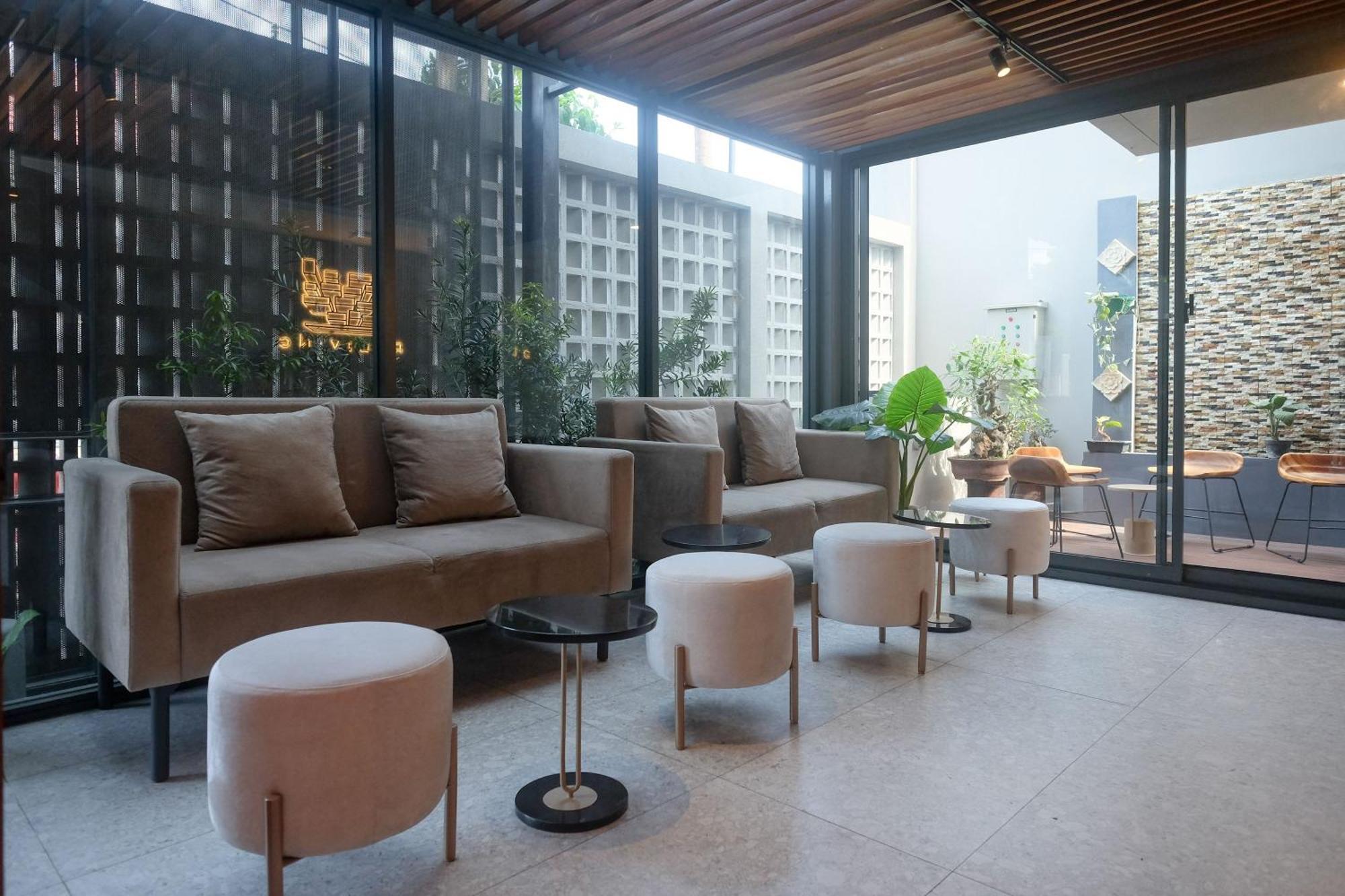 Sans Hotel Rg Living Jogja By Reddoorz Pakualaman Kültér fotó