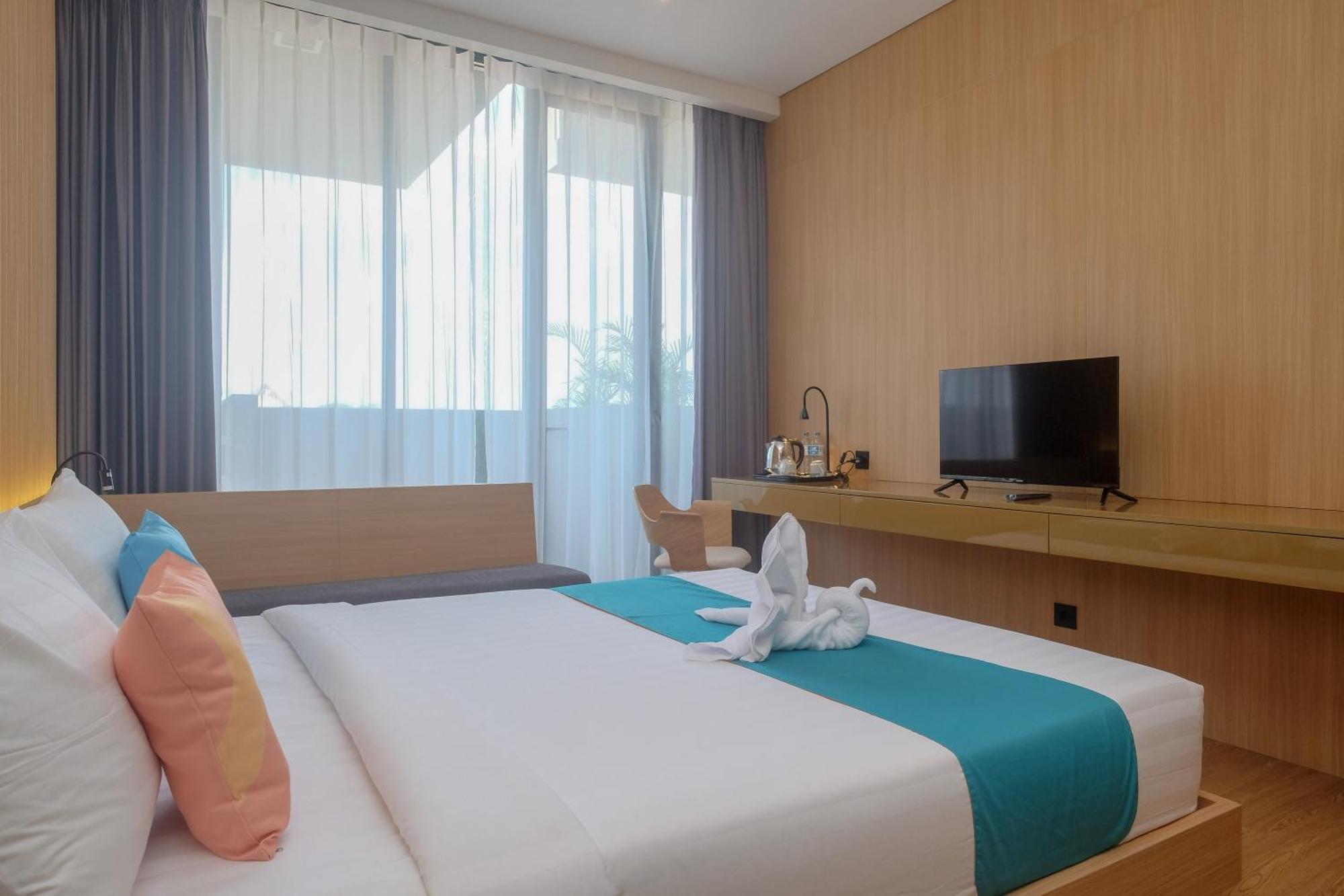 Sans Hotel Rg Living Jogja By Reddoorz Pakualaman Kültér fotó