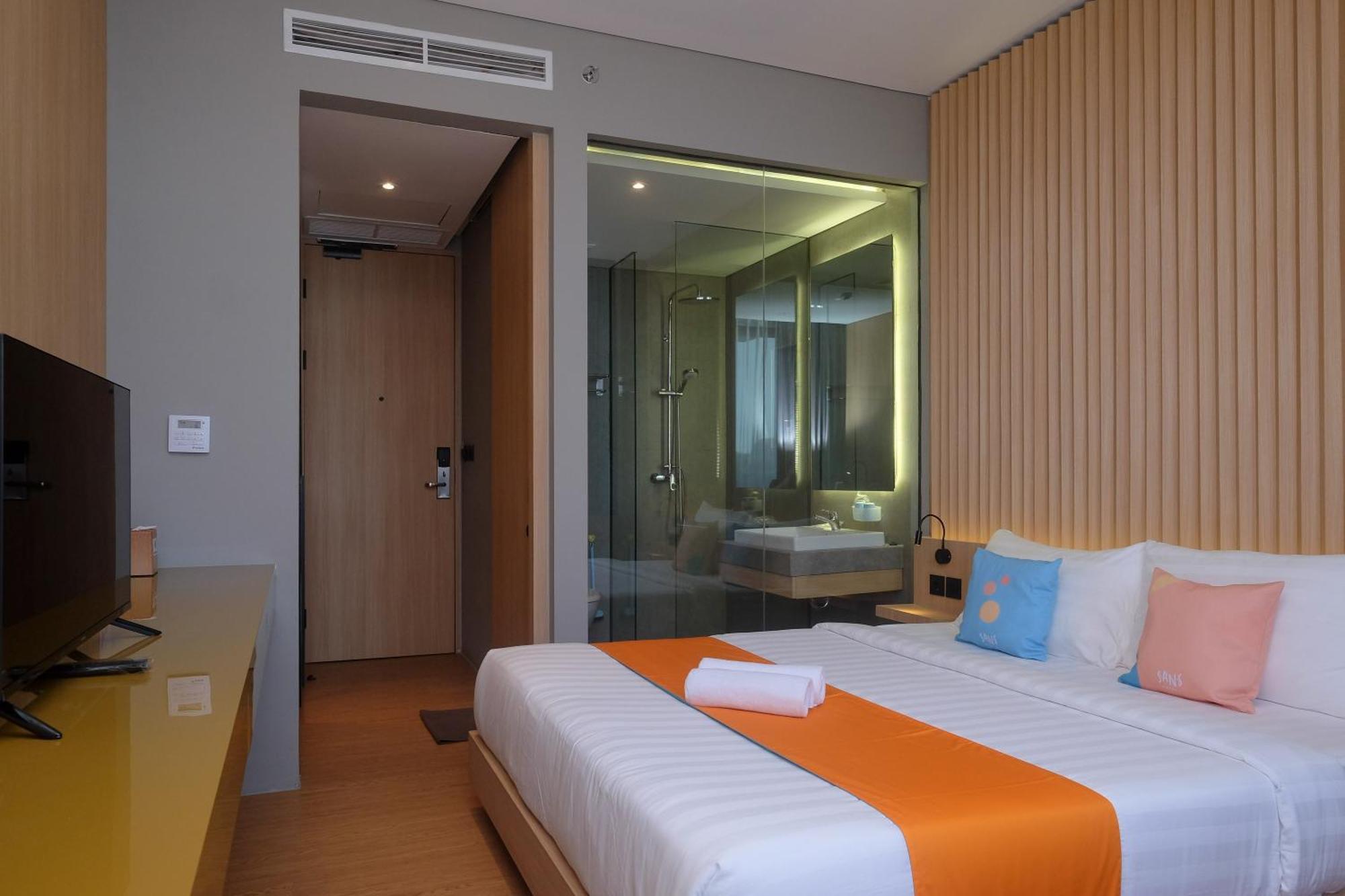 Sans Hotel Rg Living Jogja By Reddoorz Pakualaman Kültér fotó