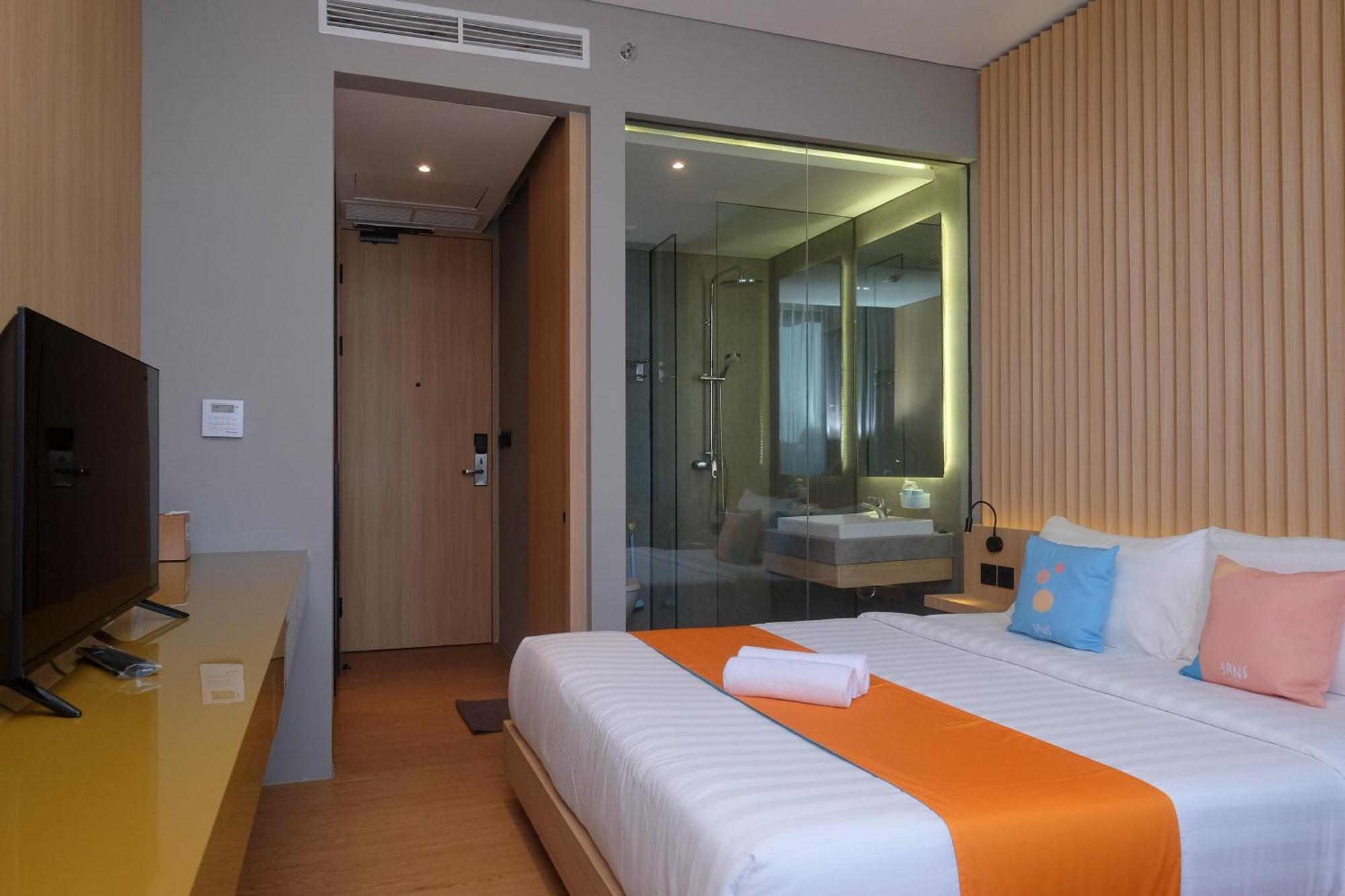 Sans Hotel Rg Living Jogja By Reddoorz Pakualaman Kültér fotó